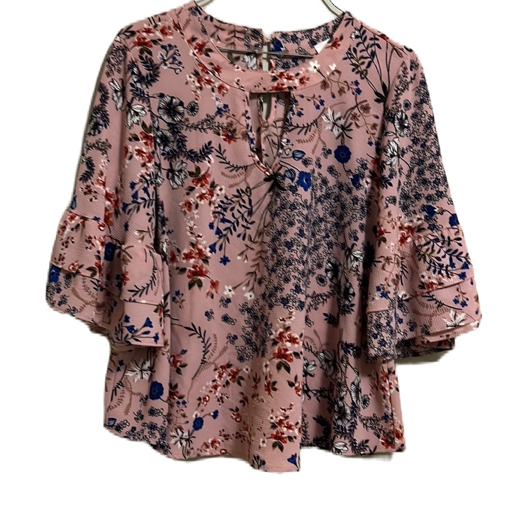 Women’s URBAN ROMANTICS, Keyhole Front, Keyhole Back, Bell Sleeves Top, Medium